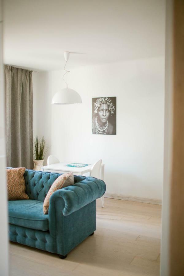 شقة Flat White Apartament بوتوسك المظهر الخارجي الصورة
