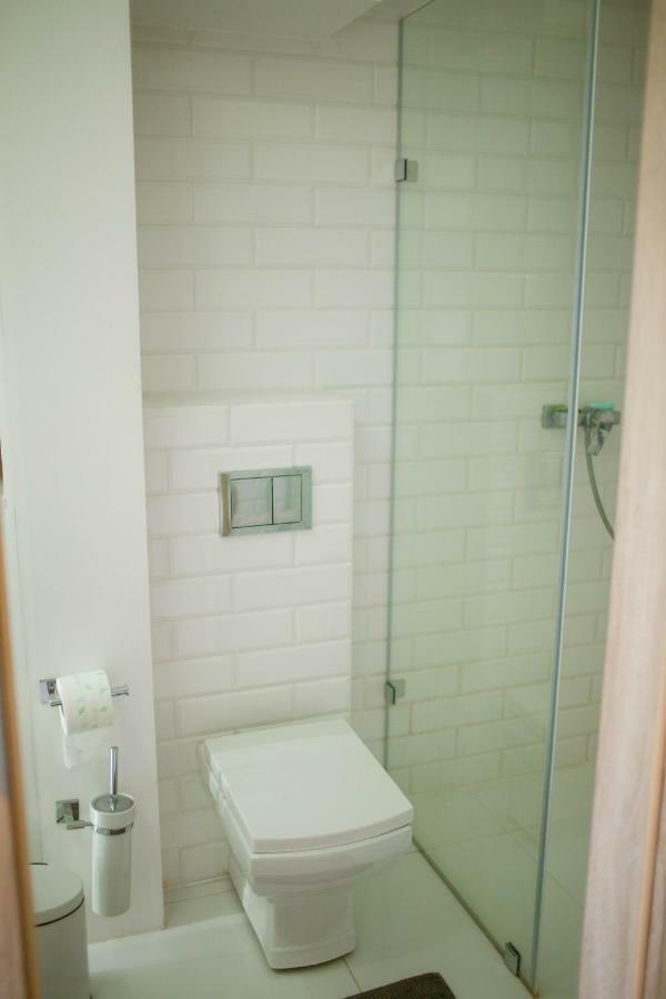 شقة Flat White Apartament بوتوسك المظهر الخارجي الصورة