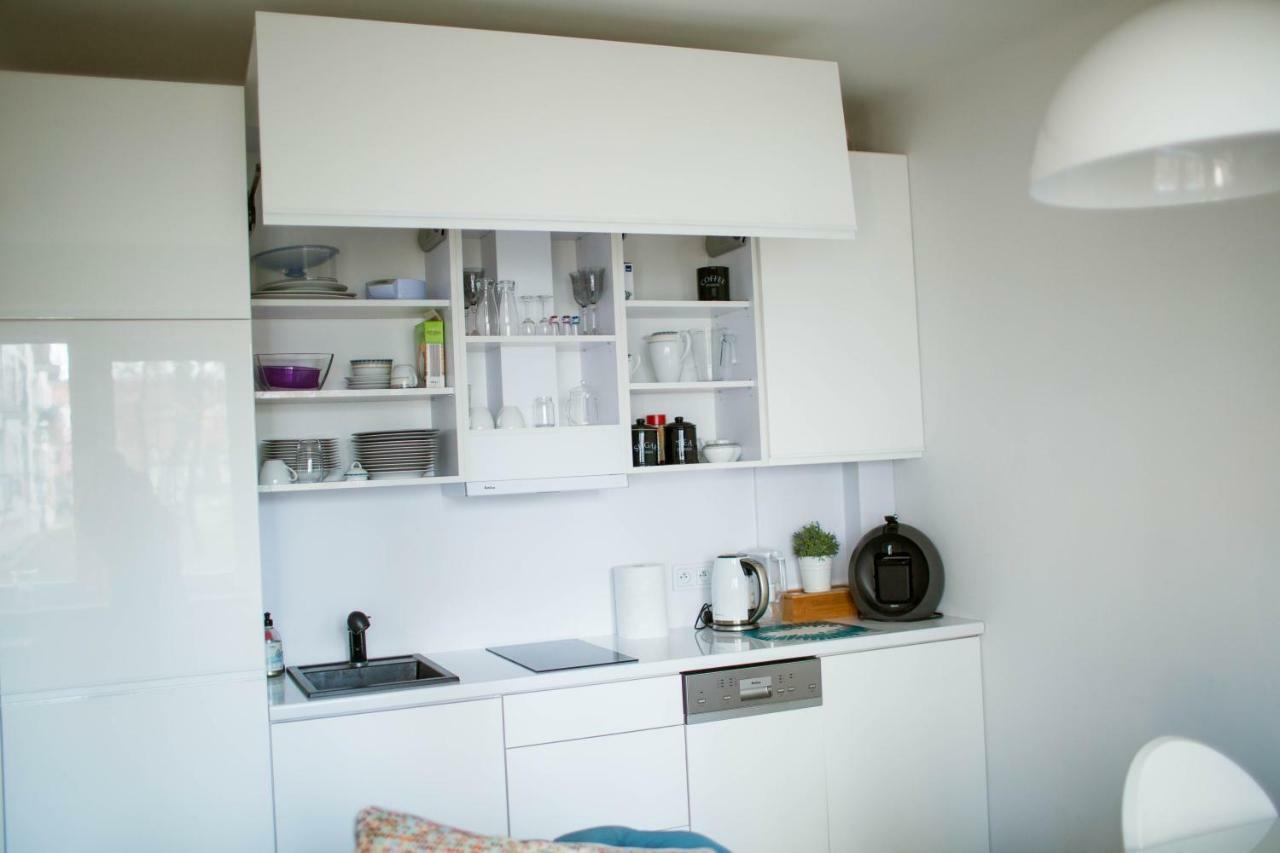 شقة Flat White Apartament بوتوسك المظهر الخارجي الصورة